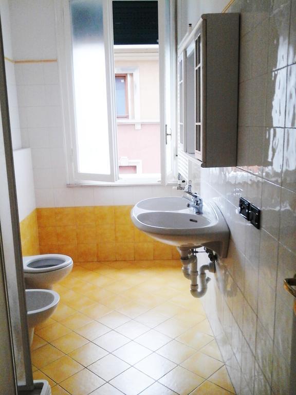 בולוניה L.T. Schneider B&B חדר תמונה